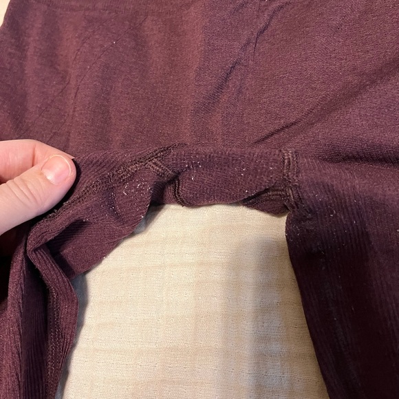 Lululemon crop leggings - Picture 3 of 4